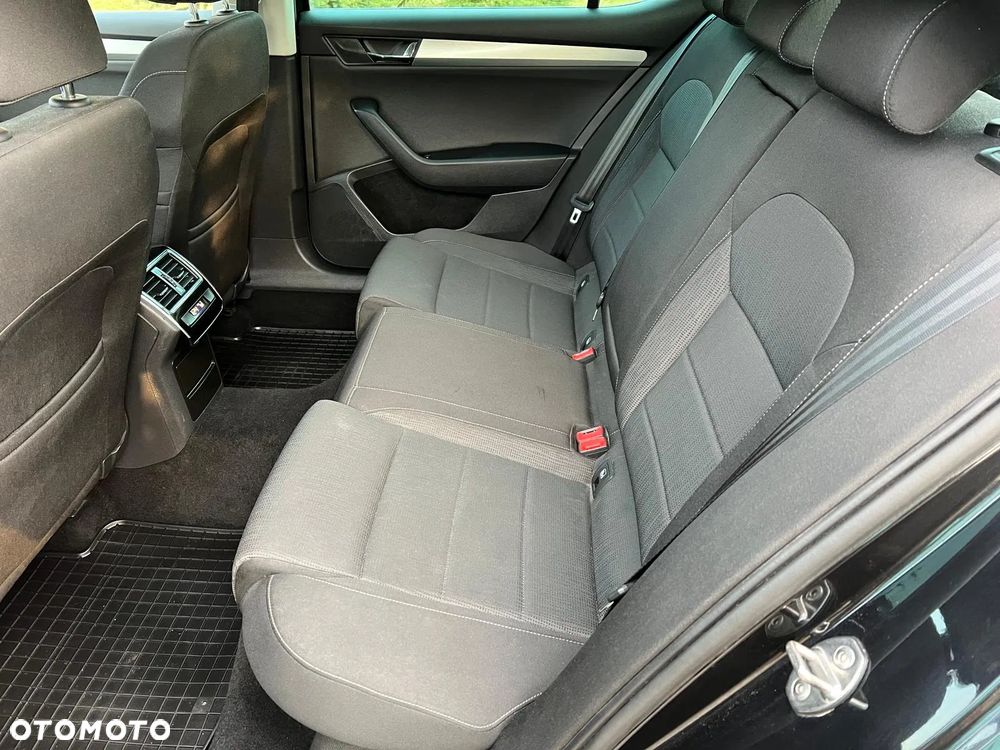 Skoda Superb - 34