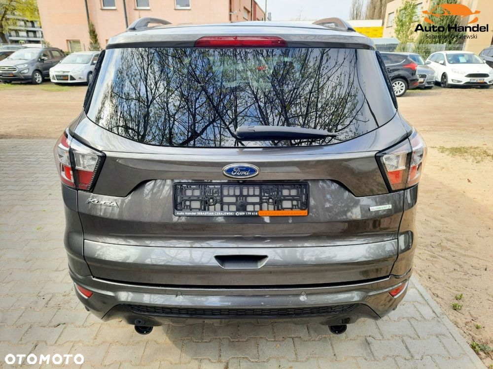 Ford Kuga 1.5 EcoBoost 2x4 ST-Line - 10