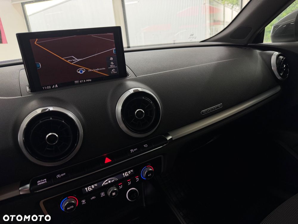 Audi A3 Sportback 40 TFSI Quattro S tronic - 38