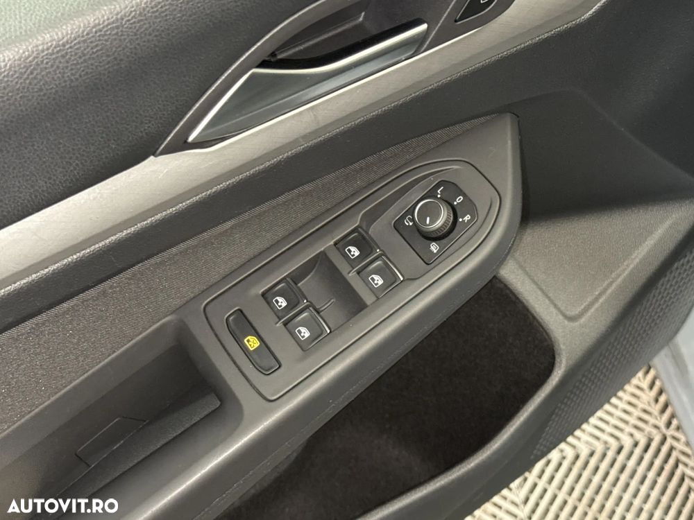 Volkswagen Golf - 15