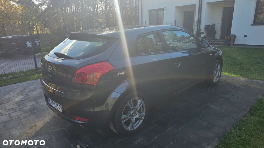Kia ProCeed 1.4 Comfort - 9