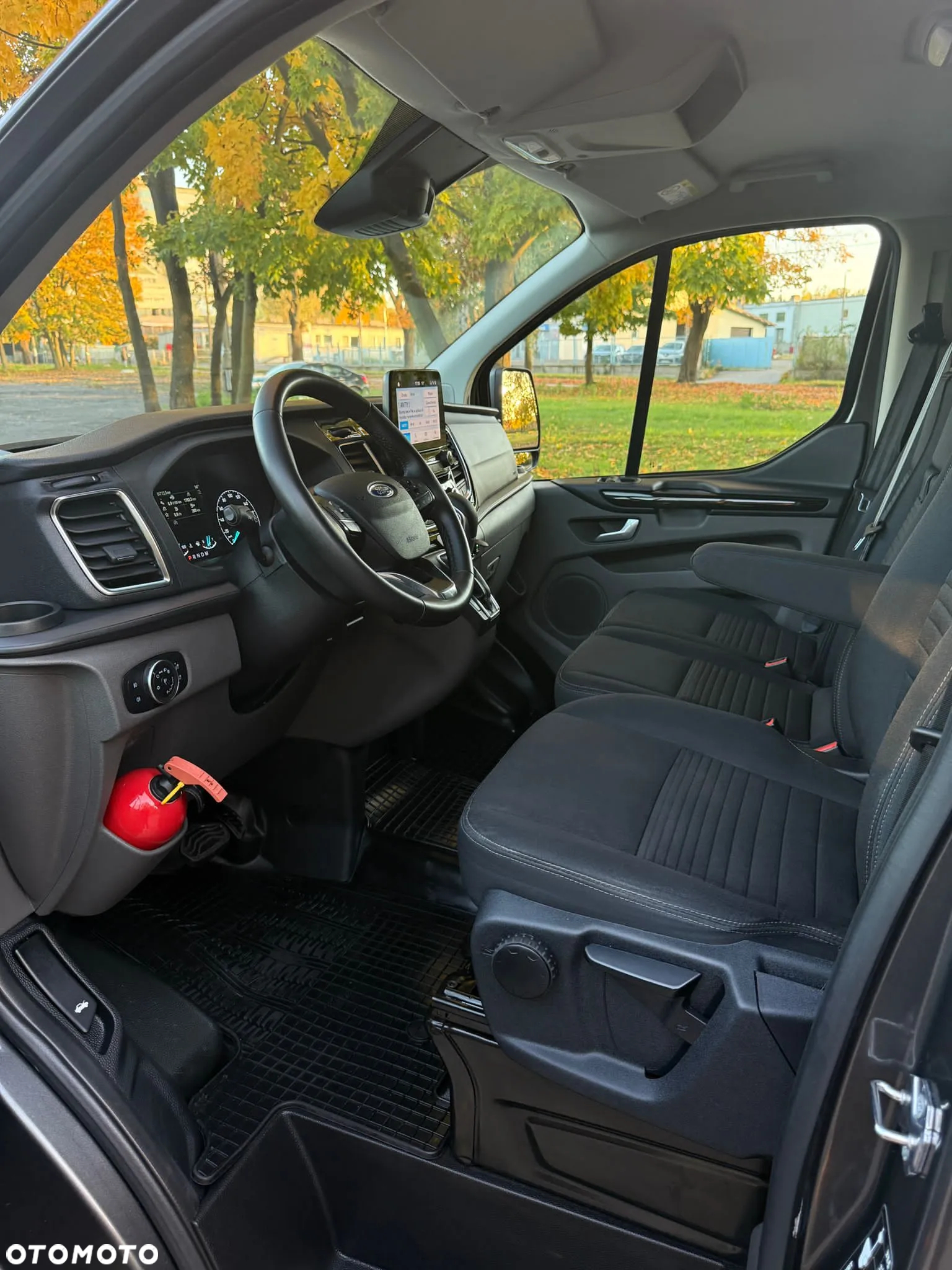 Ford TRANSIT CUSTOM - 15