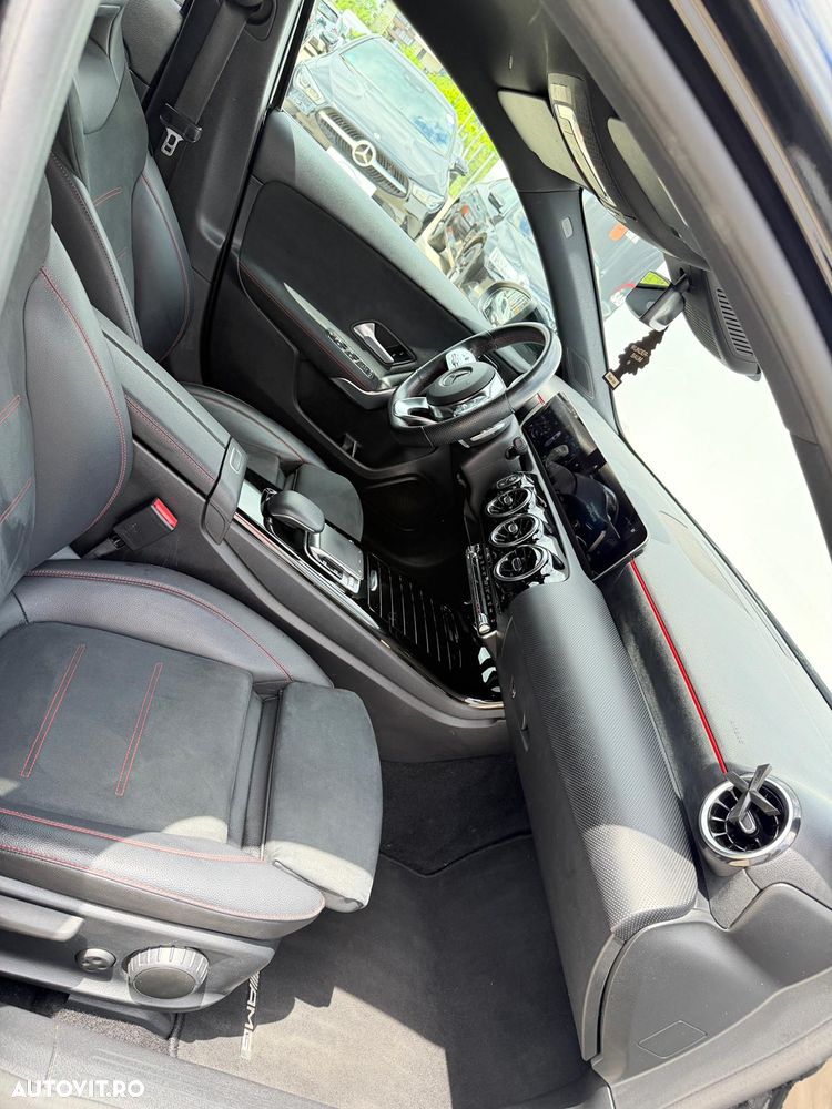 Mercedes-Benz A 180 7G-DCT Edition AMG Line - 19