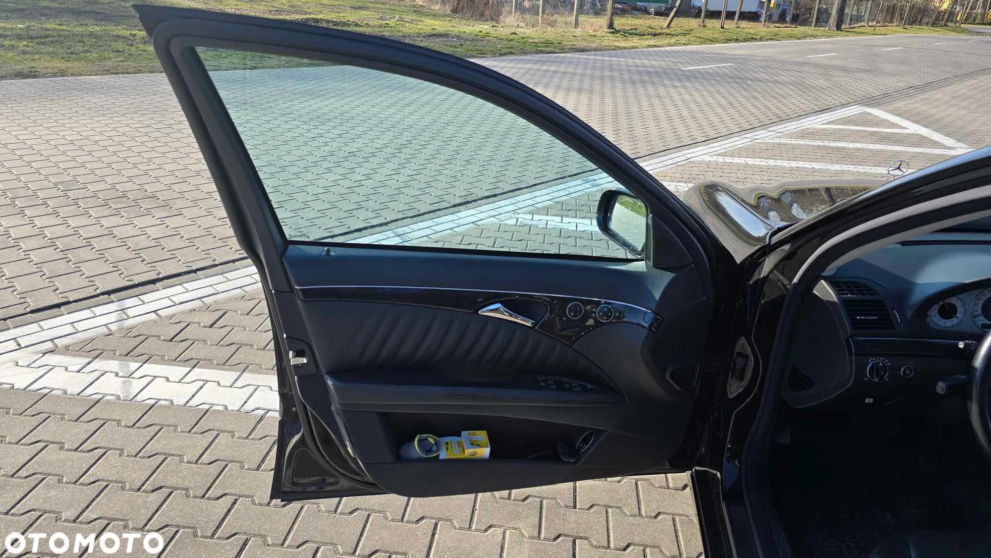 Mercedes-Benz Klasa E 500 4-Matic Avantgarde - 22