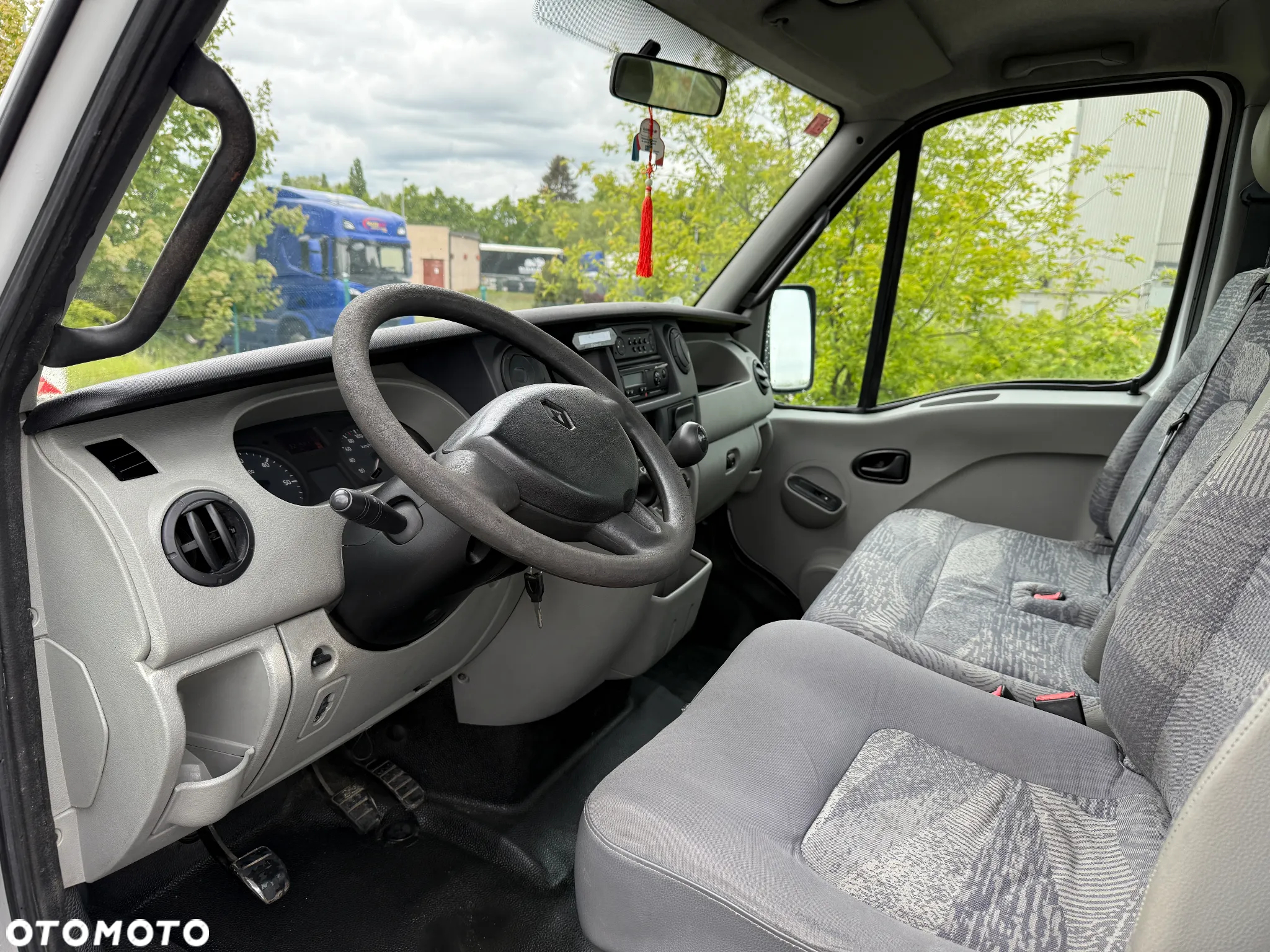 Renault Mascott 150 - 10