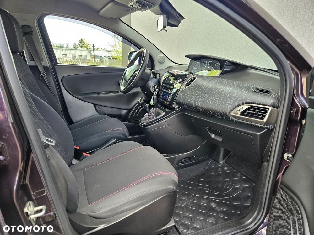 Lancia Ypsilon 1.2 8V Gold S&S - 6