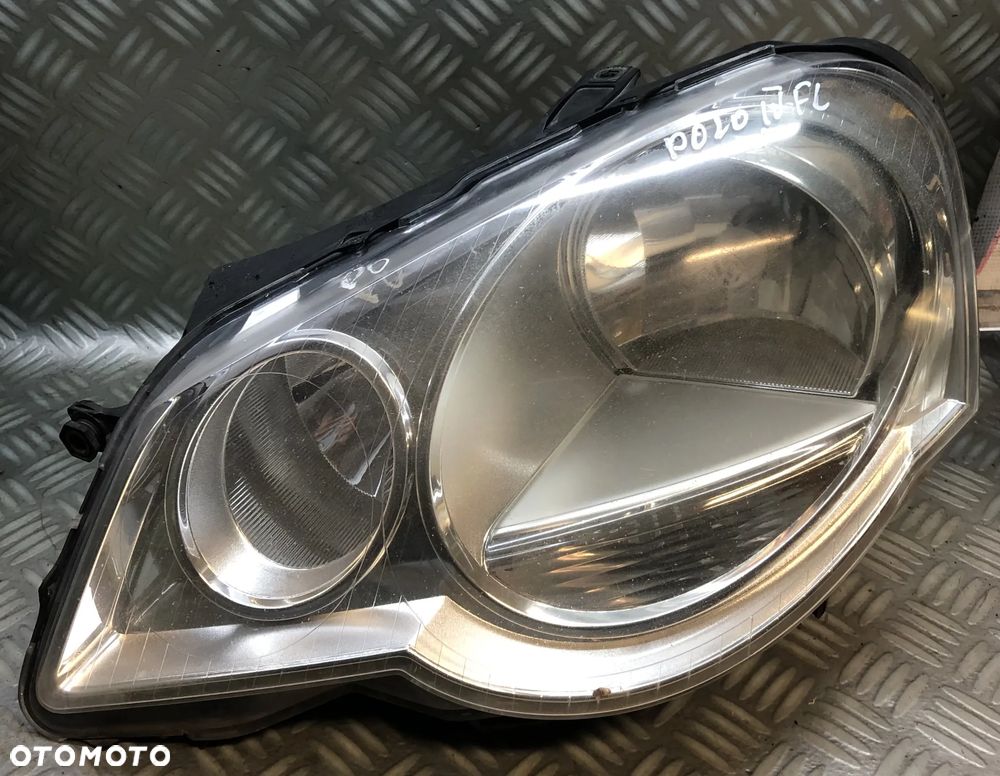 VW POLO IV 9N LIFT LAMPA PRAWA I LEWA PRZÓD - 5