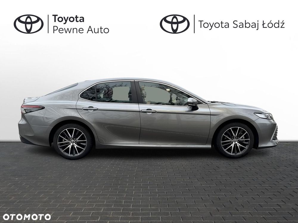 Toyota Camry 2.5 Hybrid Prestige CVT - 6