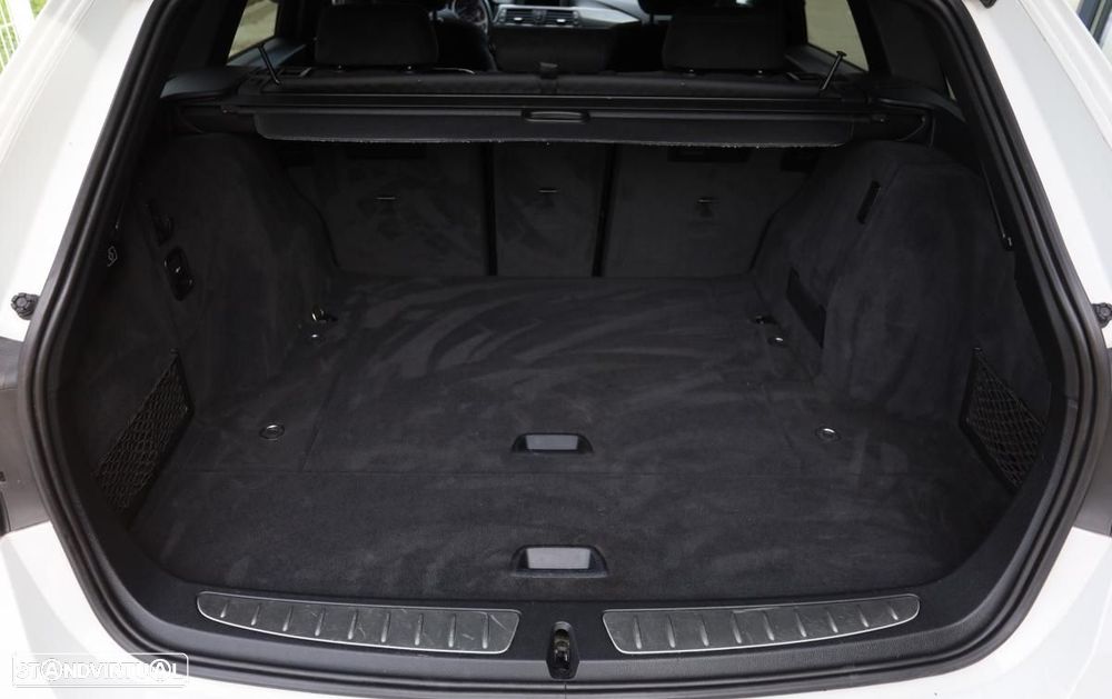 BMW 318 d Pack M - 23