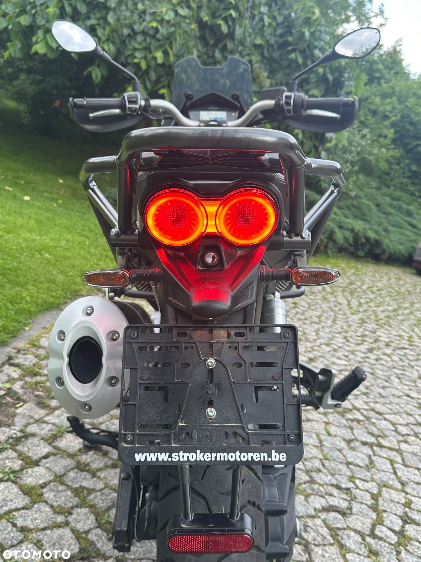 Moto Guzzi V85 - 13