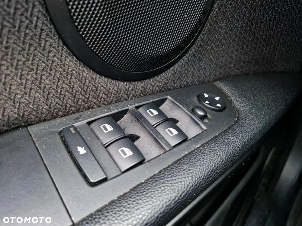 BMW Seria 3 320d - 14