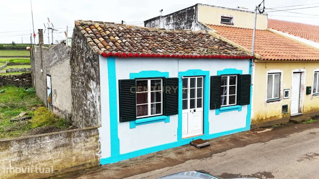 Moradia T4 em Vila de São Sebastião, Angra do Heroísmo - Grande imagem: 2/21
