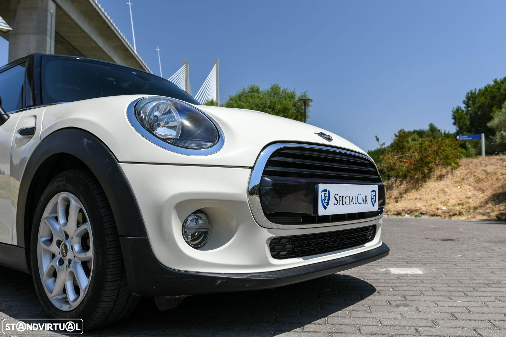 MINI 5 Portas Cooper D - 13
