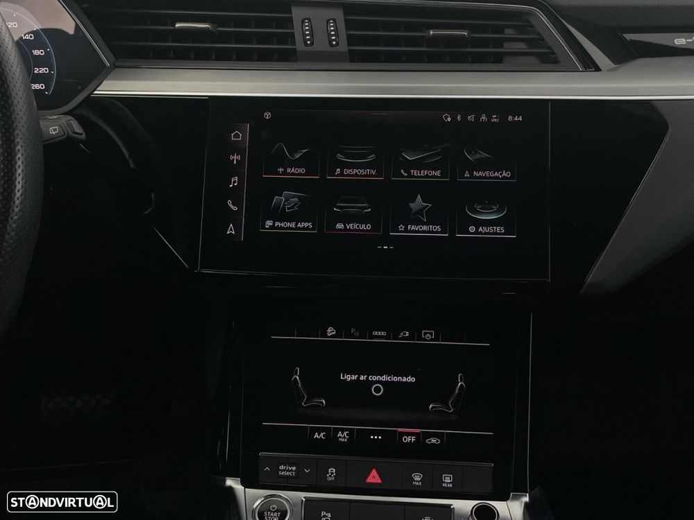 Audi e-tron 55 quattro S line - 15