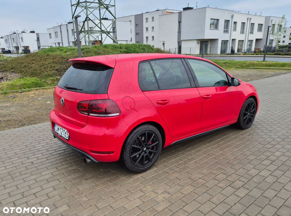 Volkswagen Golf 2.0 GTI - 4