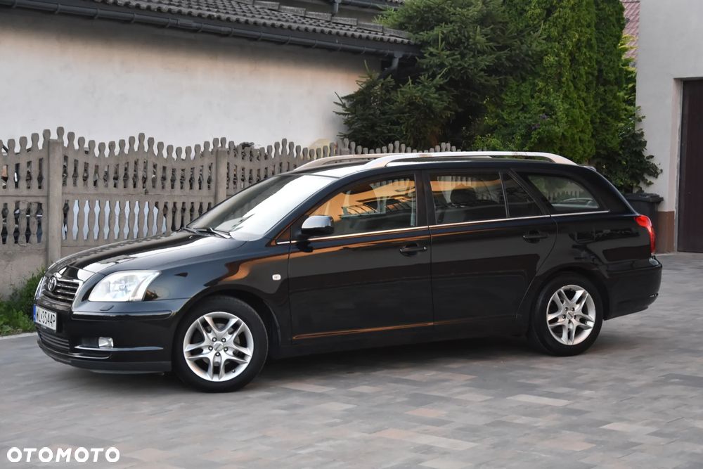 Toyota Avensis 1.8 VVT-i Combi - 4
