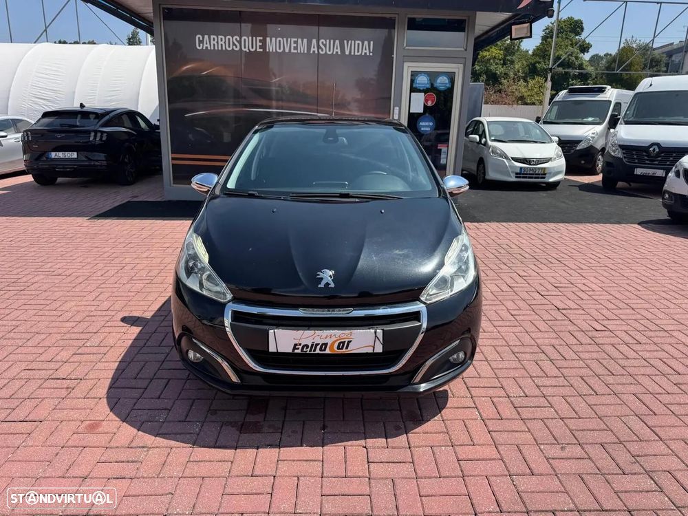 Peugeot 208 - 3