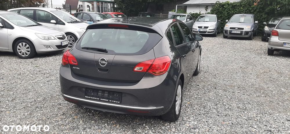 Opel Astra - 18