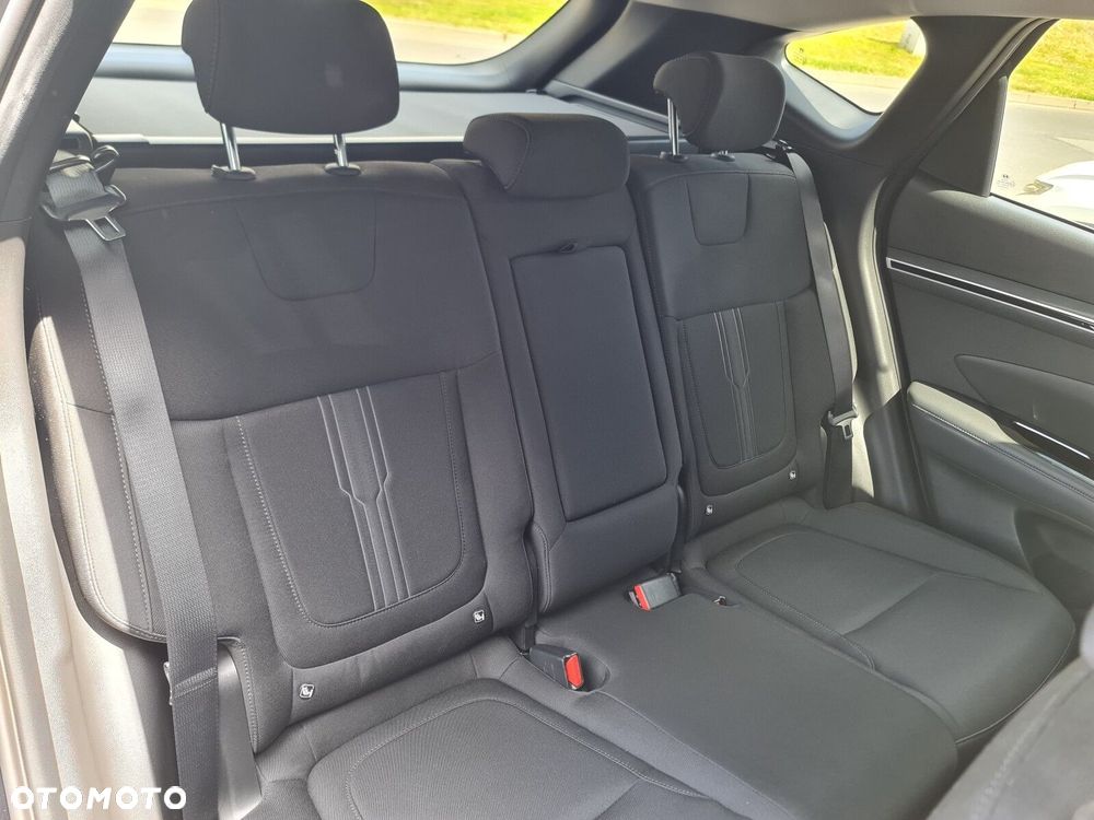 Hyundai Tucson 1.6 T-GDi Executive 2WD - 38