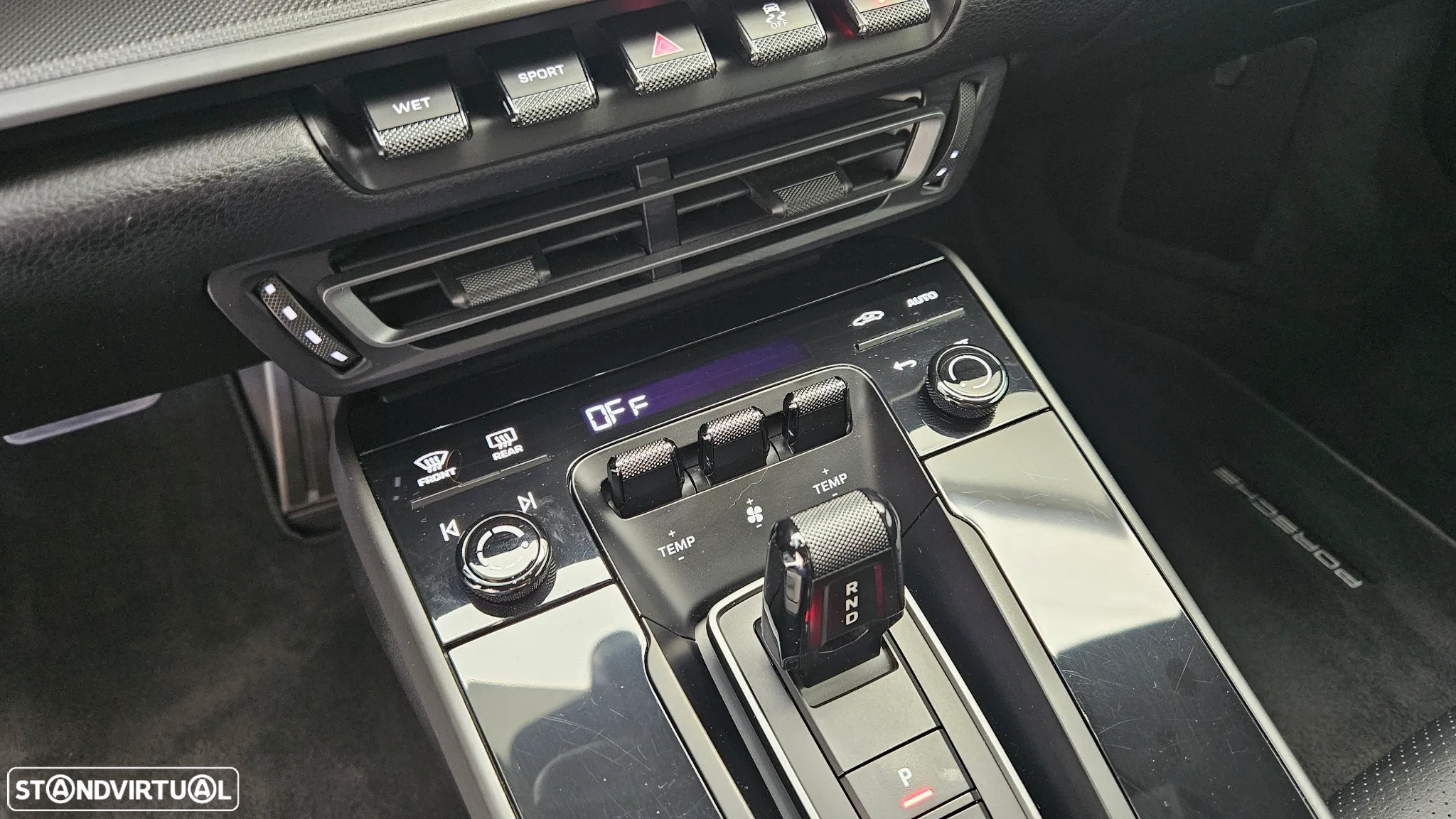 Porsche 911 (992) Carrera PDK - 15