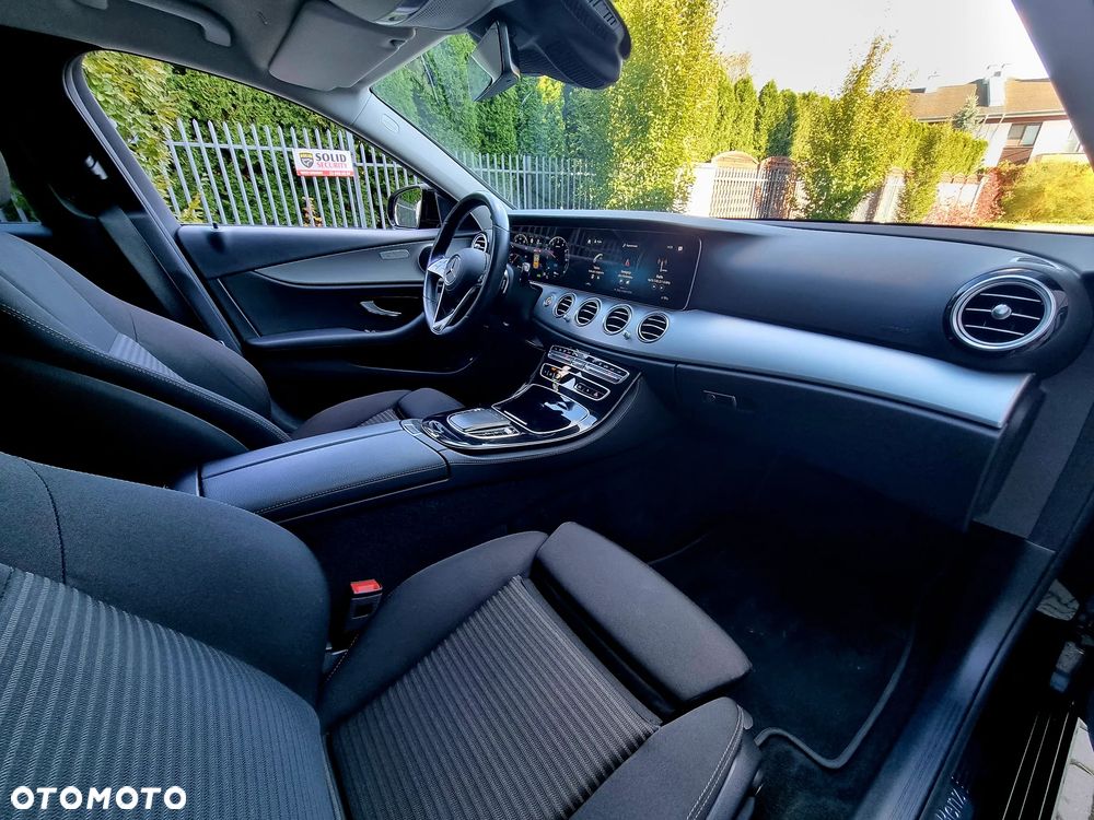 Mercedes-Benz Klasa E 300 de Avantgarde - 16