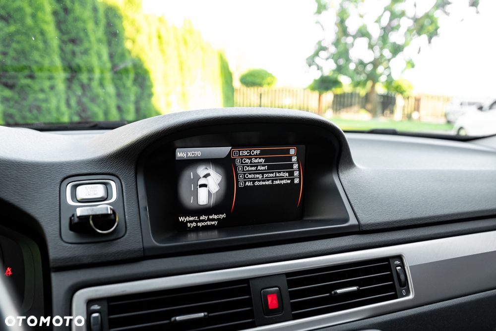 Volvo XC 70 D5 AWD Geartronic Summum - 35