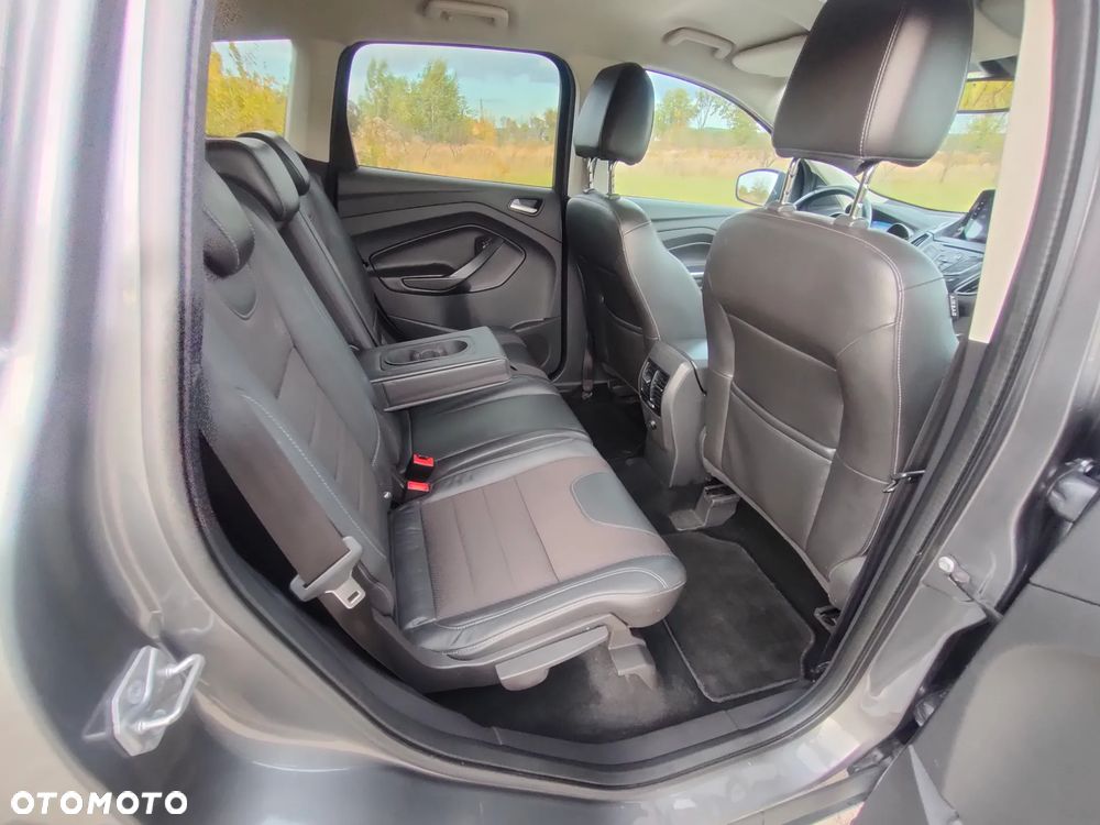 Ford Kuga 2.0 TDCi 4x4 Titanium - 10