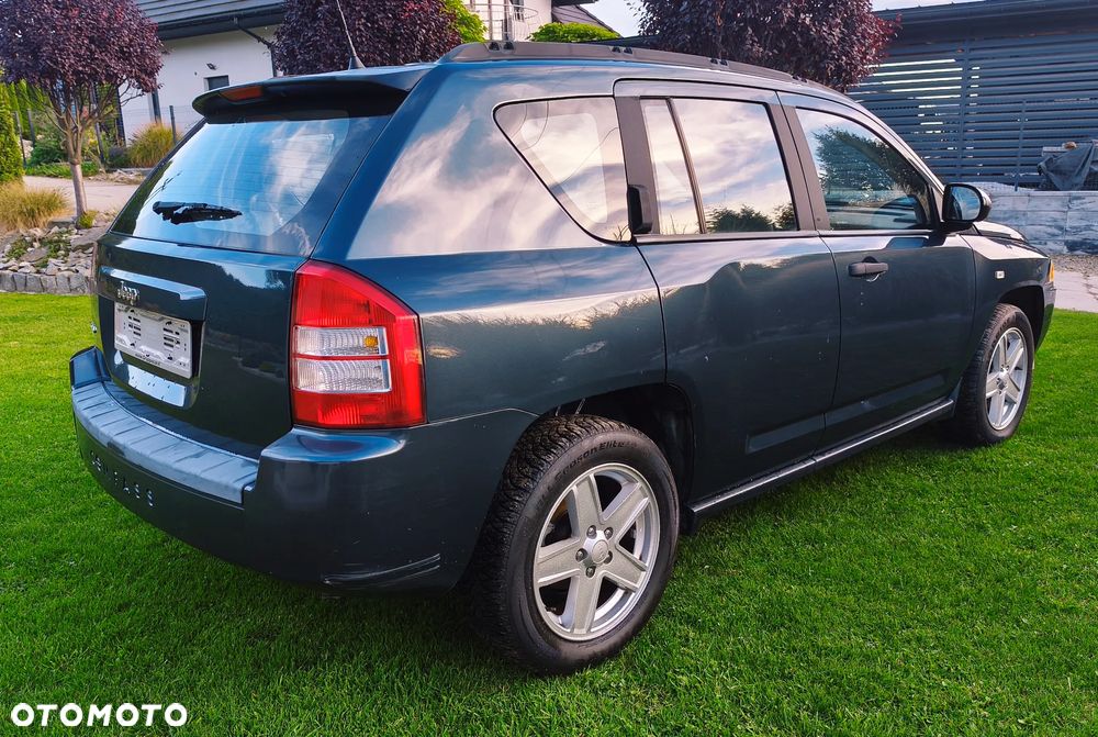 Jeep Compass - 10