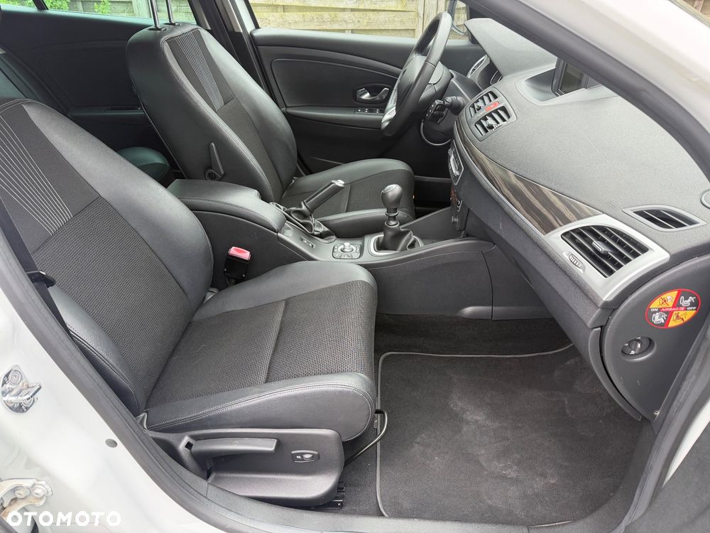 Renault Megane 1.6 16V 110 Night and Day - 14