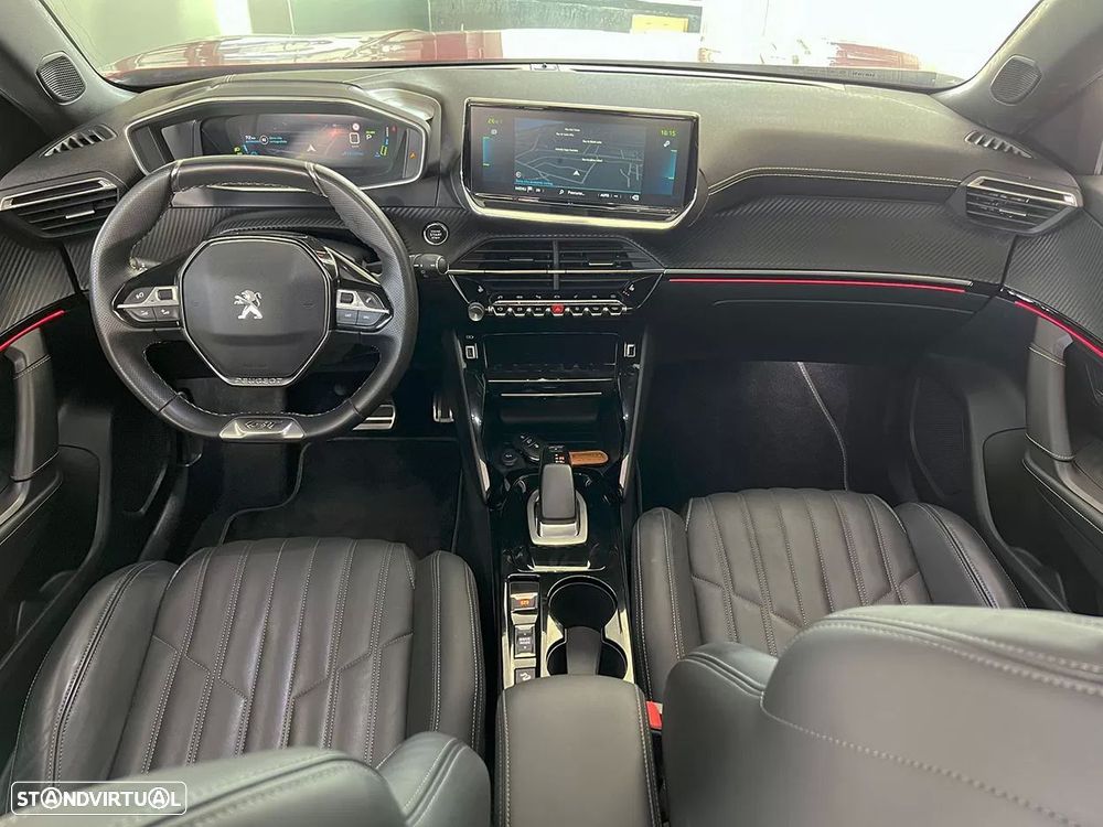 Peugeot e-2008 50 kWh GT Line - 11