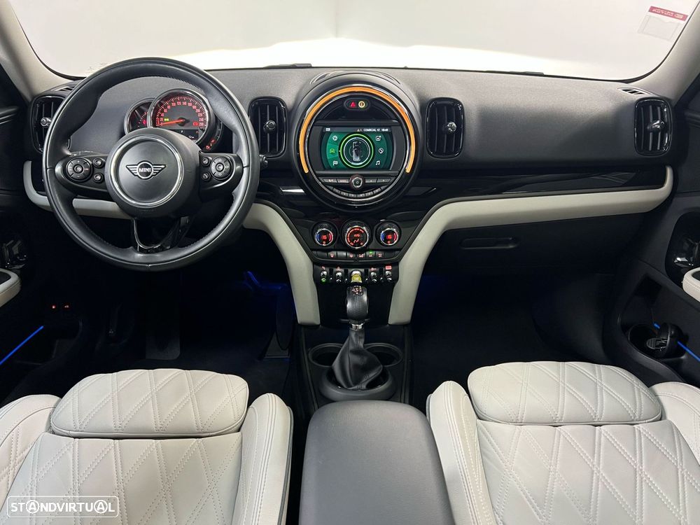 MINI Countryman Cooper SE ALL4 Auto - 9