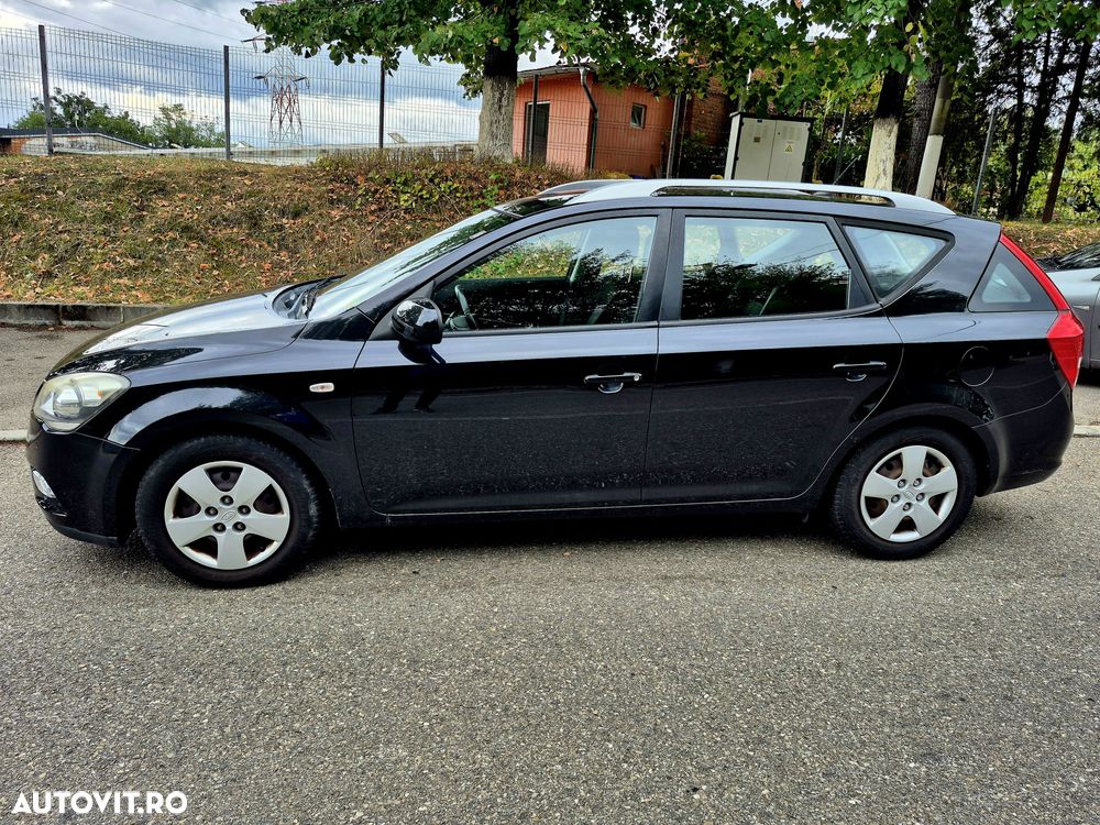 Kia Ceed 1.6 GDI Dream Team Edition - 15