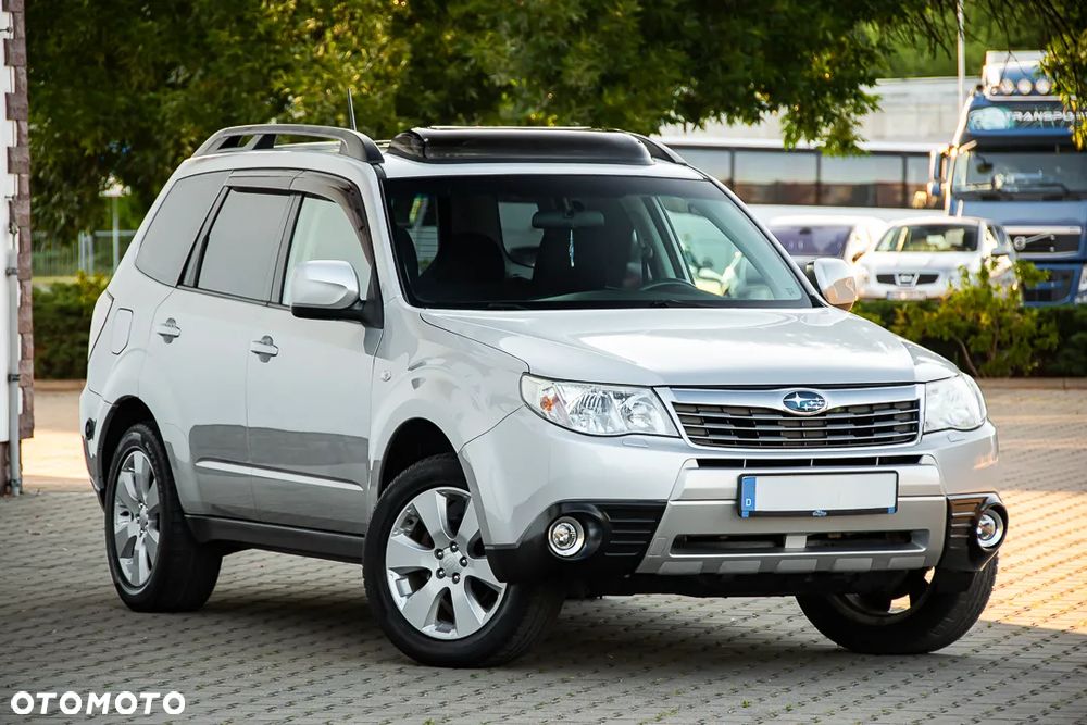 Subaru Forester 2.0X Exclusive - 2