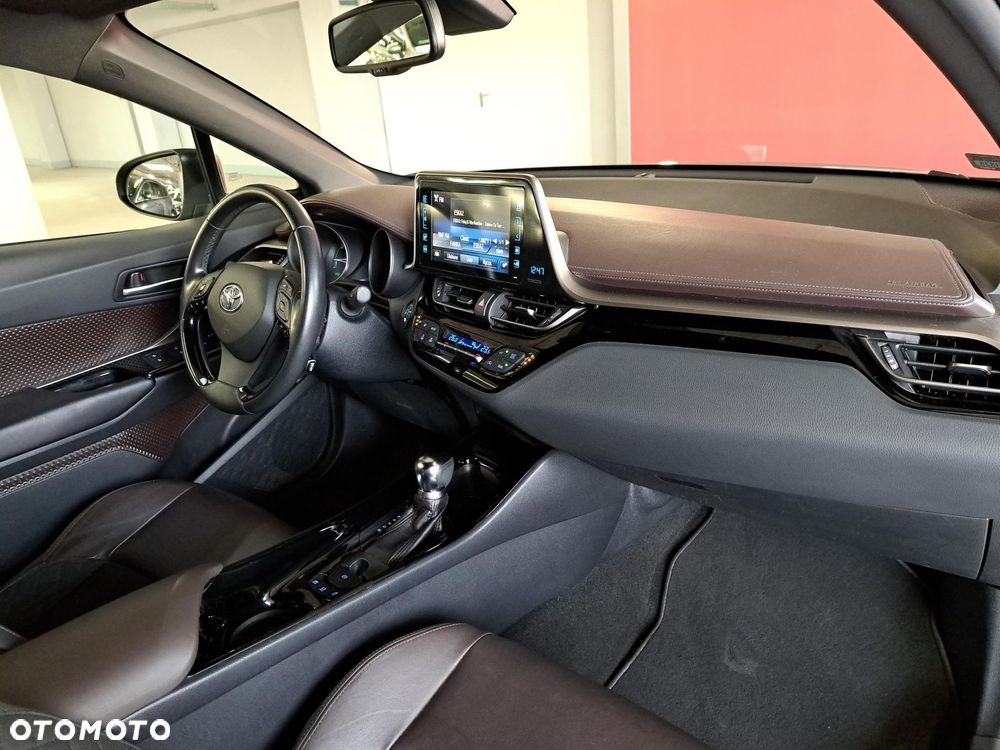 Toyota C-HR 1.8 Hybrid Prestige - 17
