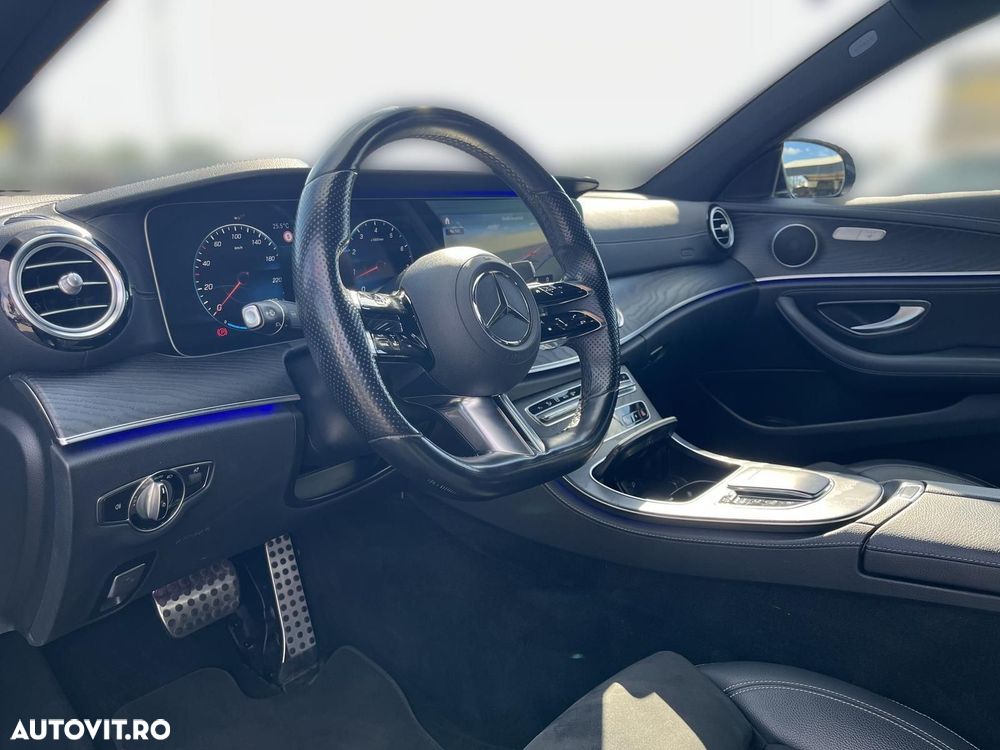Mercedes-Benz E 200 4MATIC MHEV - 11