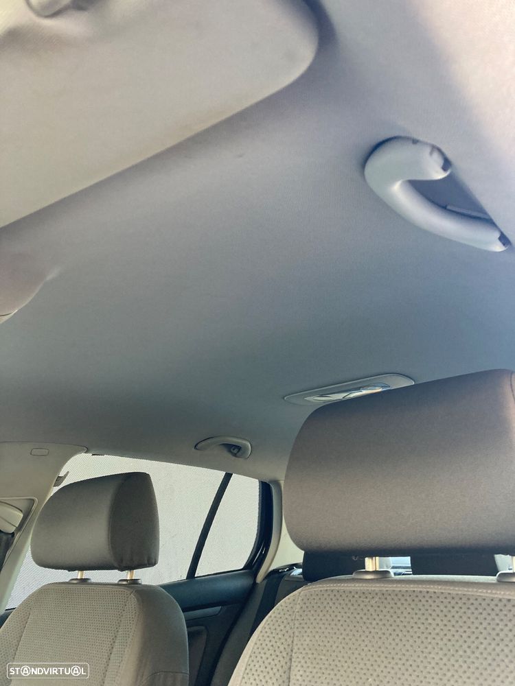 VW Golf 1.9 TDi Confortline DSG - 11