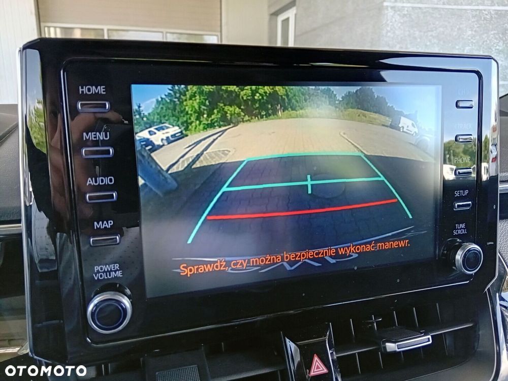 Toyota Corolla 2.0 Hybrid Comfort - 15
