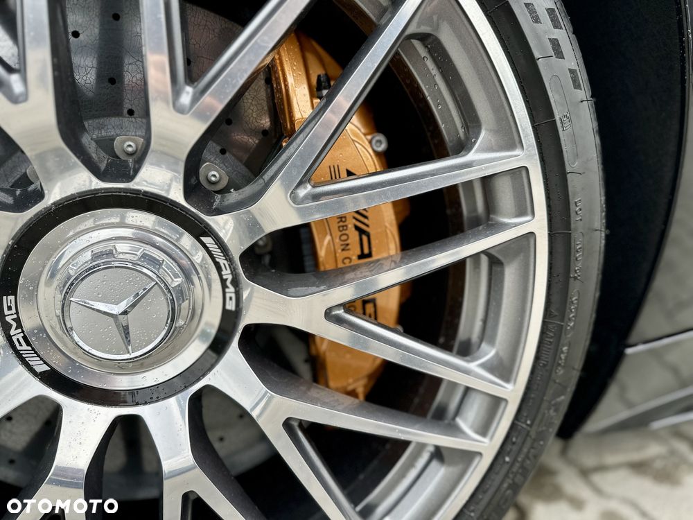 Mercedes-Benz AMG GT 63 4Matic+ - 36