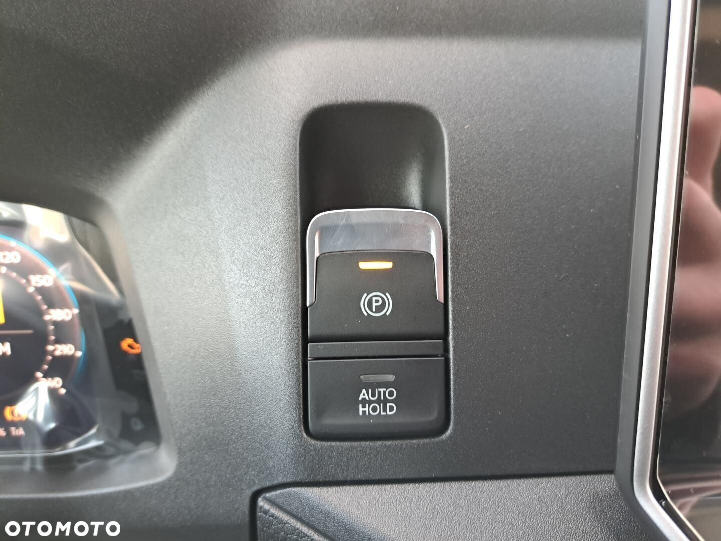 Volkswagen Crafter Furgon 4490 - 25