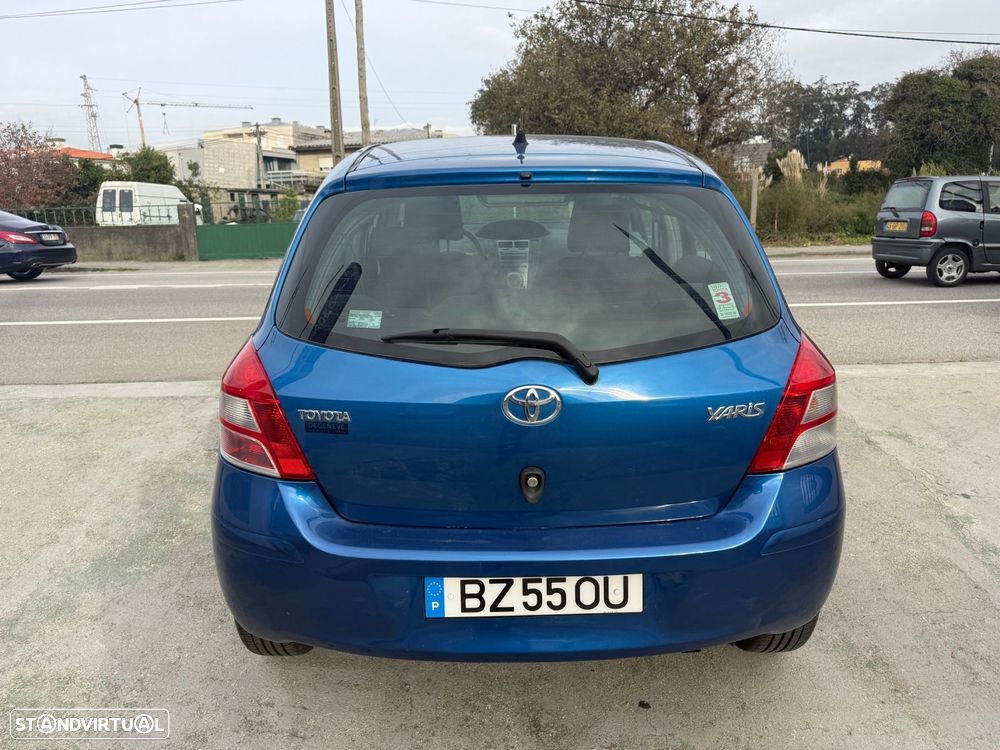 Toyota Yaris 1.4 D-4D AC Manual - 6