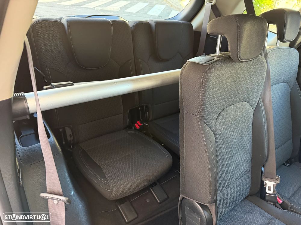 Kia Carens 1.7 CRDi ISG TX - 25