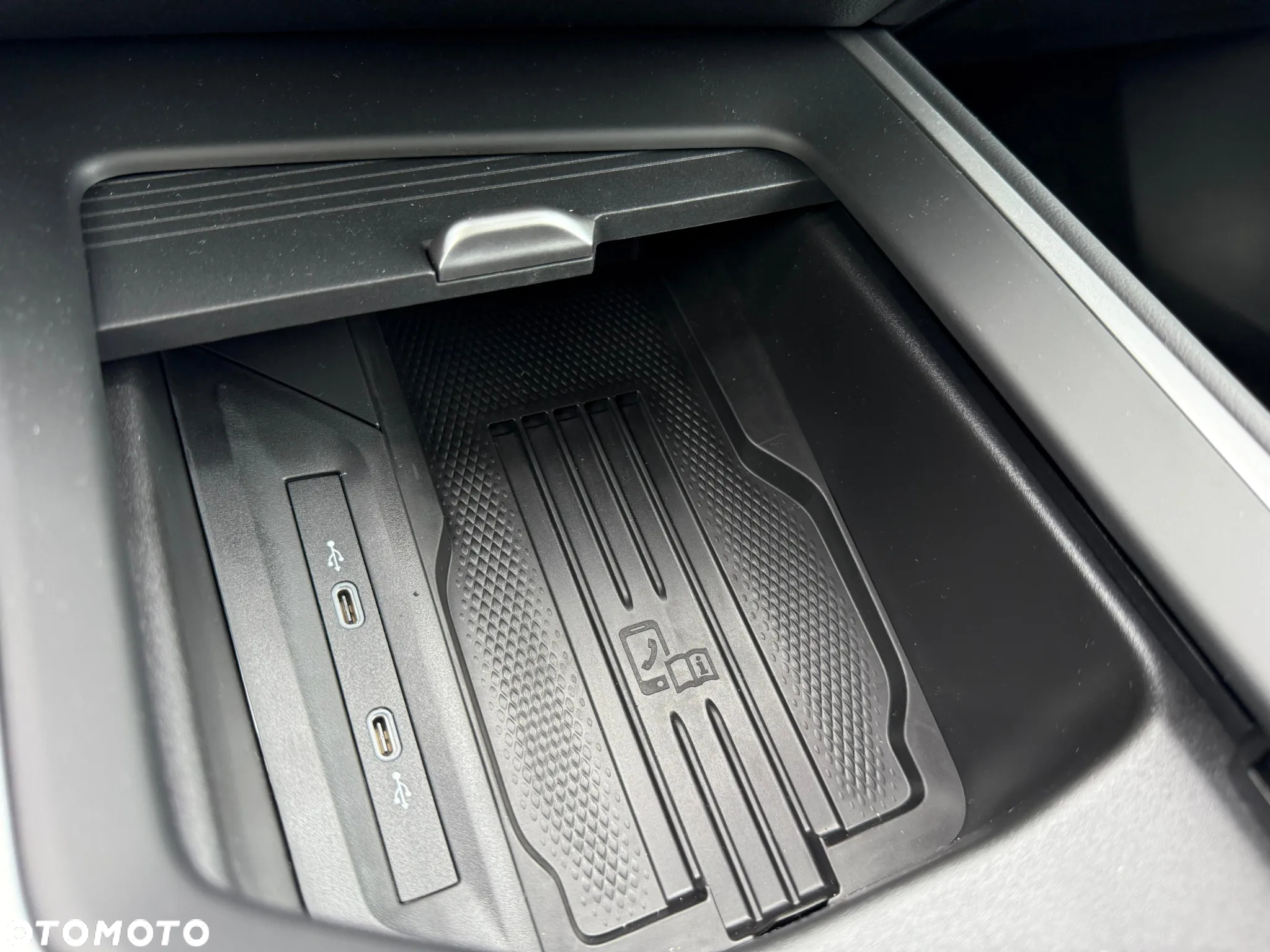 Volkswagen Passat 1.5 TSI ACT mHEV Business Plus DSG - 30