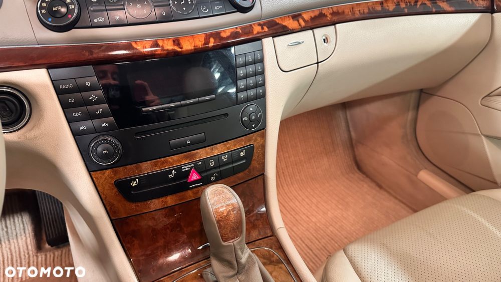 Mercedes-Benz Klasa E 200 Kompressor Automatik Elegance - 13