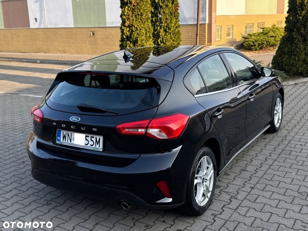 Ford Focus 1.0 EcoBoost Trend Edition - 16
