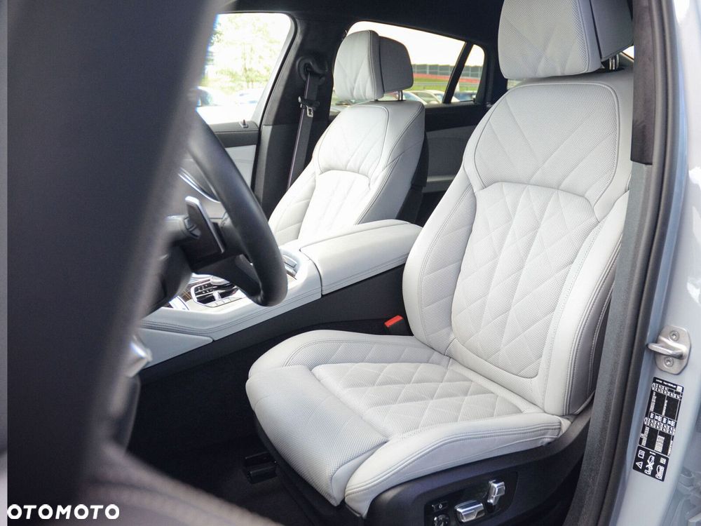 BMW X6 - 40
