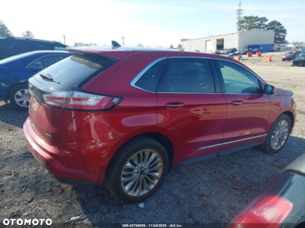 Ford Edge - 5