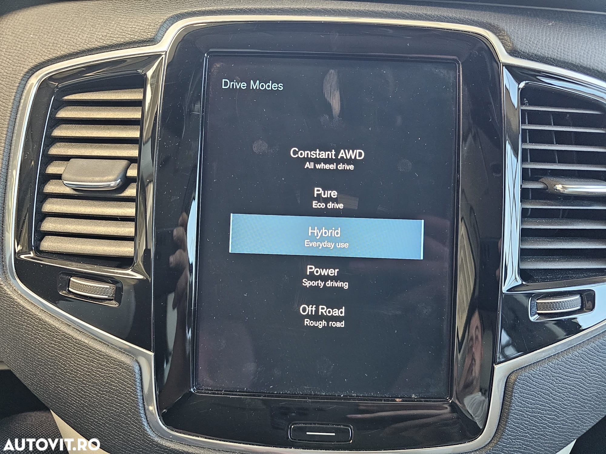 Volvo XC 90 T8 AWD Recharge Geartronic Inscription Expression - 32