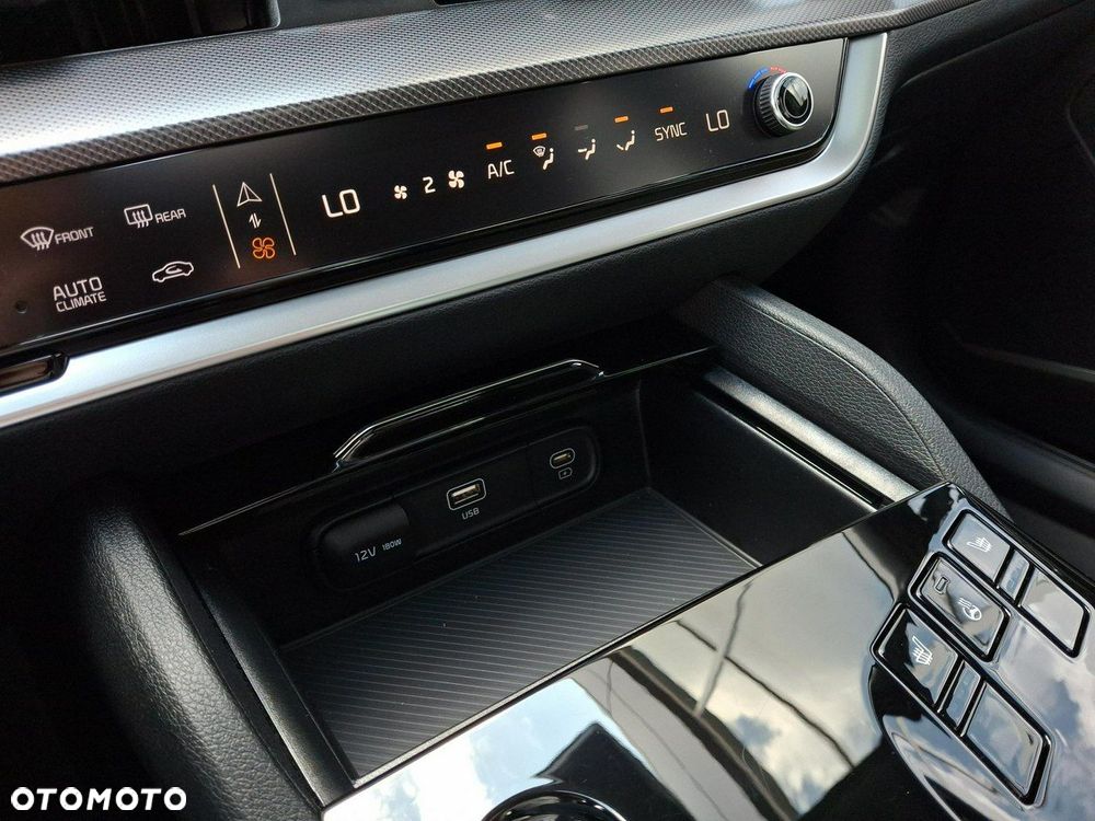 Kia Sportage 1.6 T-GDI Anniversary 2WD DCT - 25