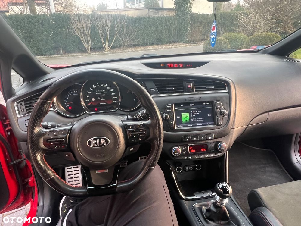 Kia Ceed 1.6 T-GDI GT - 9