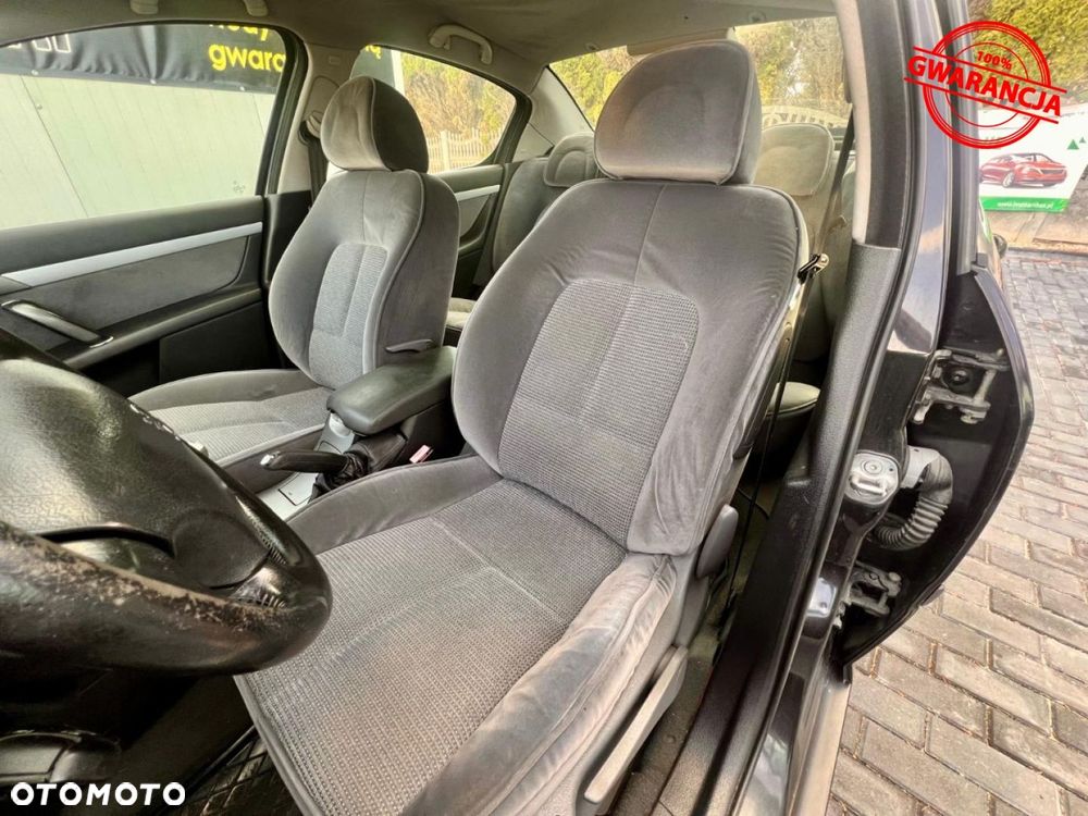 Peugeot 407 - 19